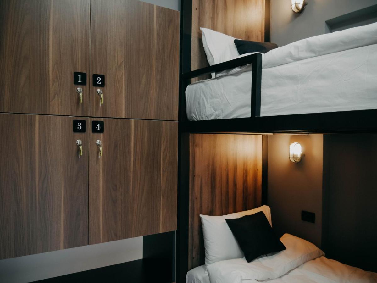 The Maze Hostel Tirana Eksteriør billede