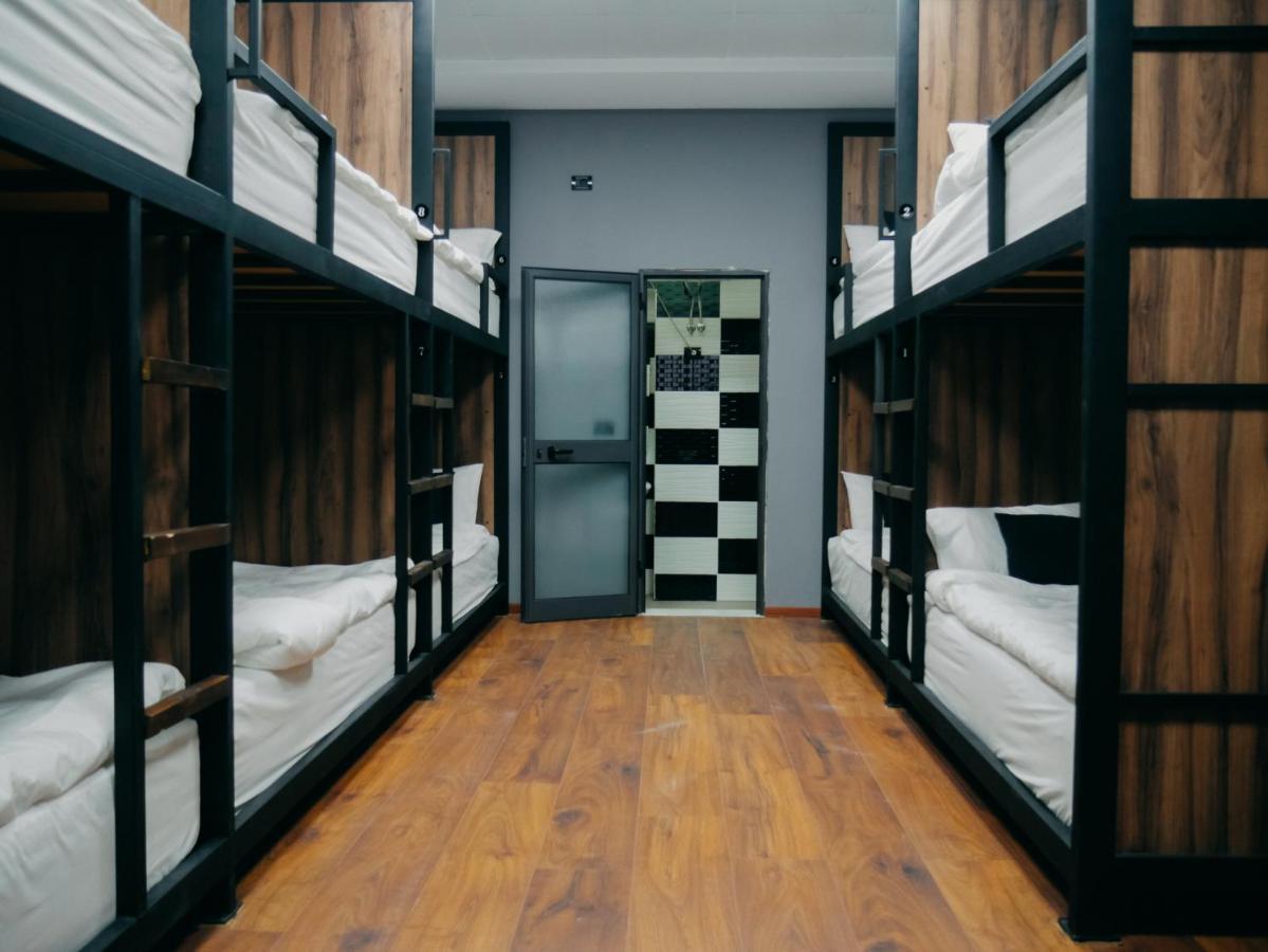 The Maze Hostel Tirana Eksteriør billede