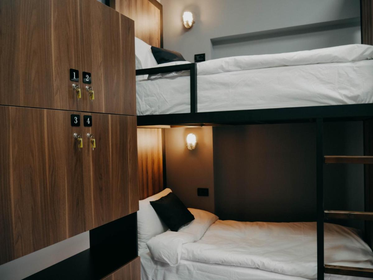 The Maze Hostel Tirana Eksteriør billede