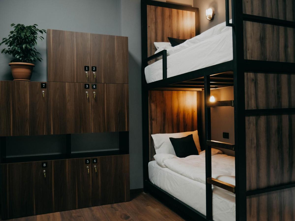 The Maze Hostel Tirana Eksteriør billede